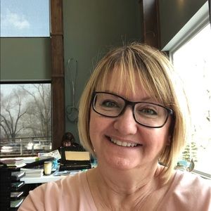 Meet your Posher, Tina